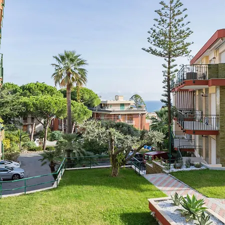 H11 Silver House Apartment