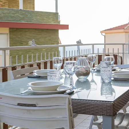 Апартаменти H11 Silver House Санремо