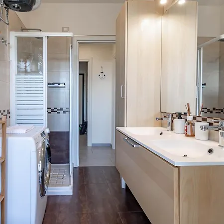 H11 Silver House Апартаменти Санремо